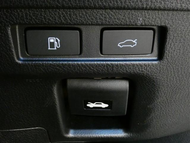 TOYOTA LEXUS ES300H 2023 Image 31