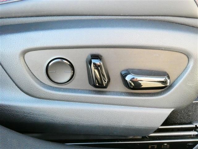 TOYOTA LEXUS ES300H 2023 Image 31