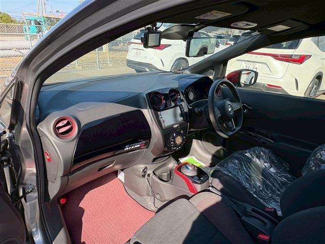 NISSAN NOTE 2017 Image 31