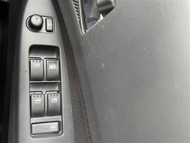 DAIHATSU MOVE CUSTOM 4WD 2014 Image 31