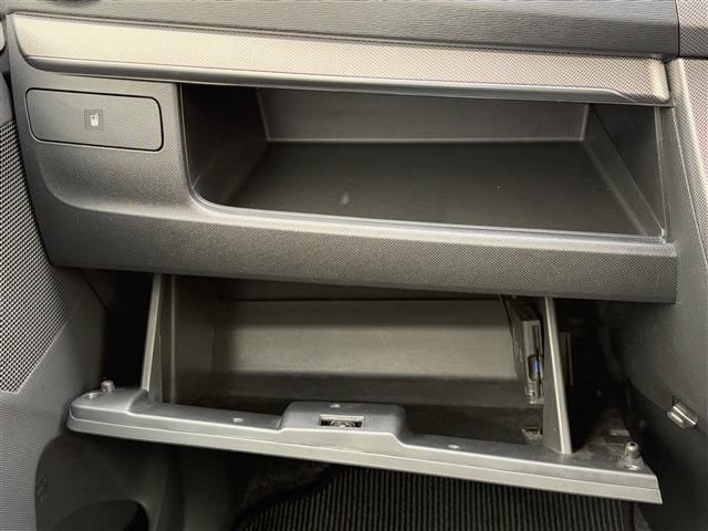 DAIHATSU MOVE CUSTOM 4WD 2014 Image 31