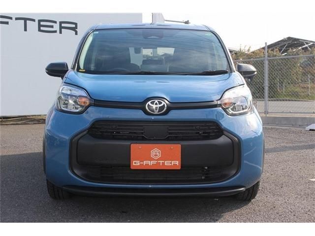 TOYOTA SIENTA HYBRID 2023 Image 31