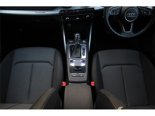 AUDI Q2 2018 Image 31