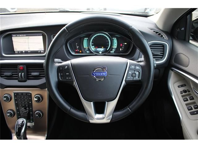 VOLVO V40 CROSS COUN 2014 Image 31