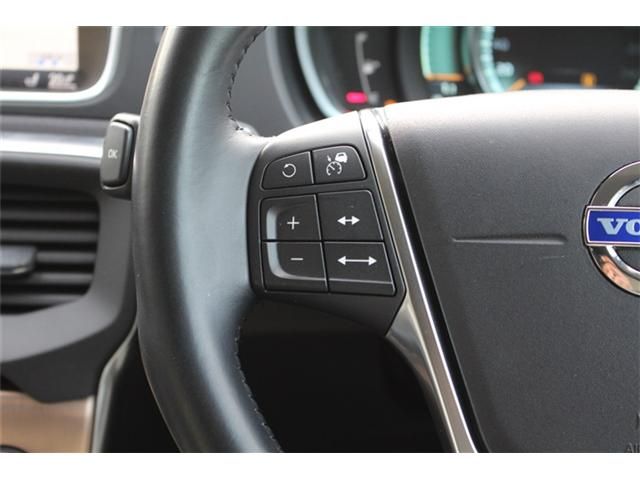 VOLVO V40 CROSS COUN 2014 Image 31