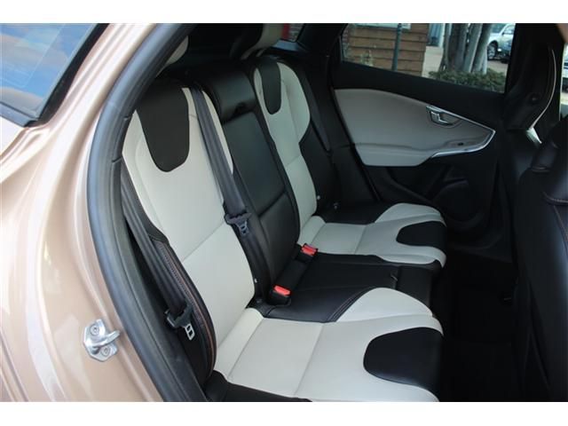 VOLVO V40 CROSS COUN 2014 Image 31