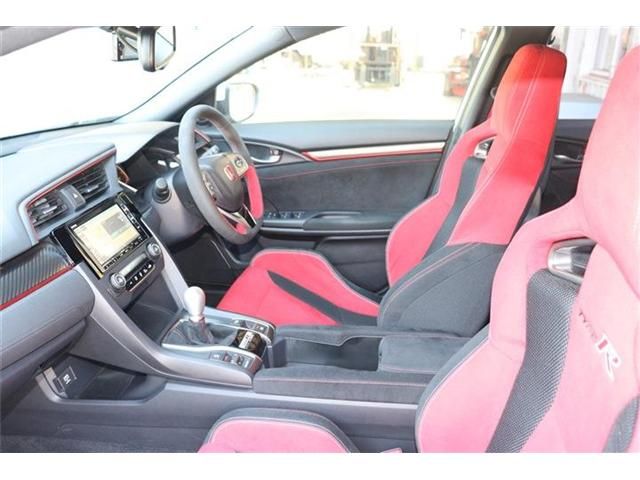 HONDA CIVIC HATCHBACK 2020 Image 31