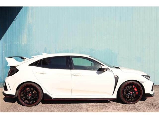HONDA CIVIC HATCHBACK 2020 Image 31