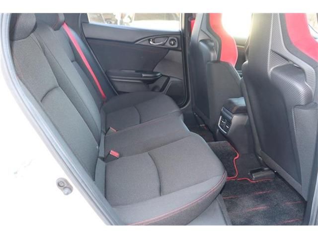 HONDA CIVIC HATCHBACK 2020 Image 31