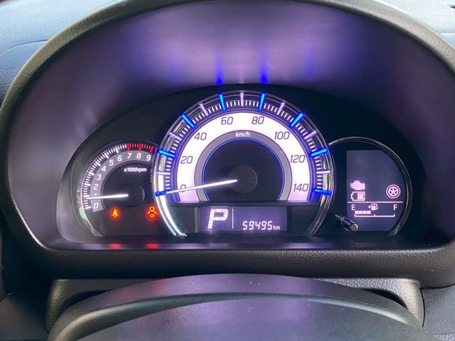 SUZUKI SPACIA CUSTOM Z 2017 Image 31