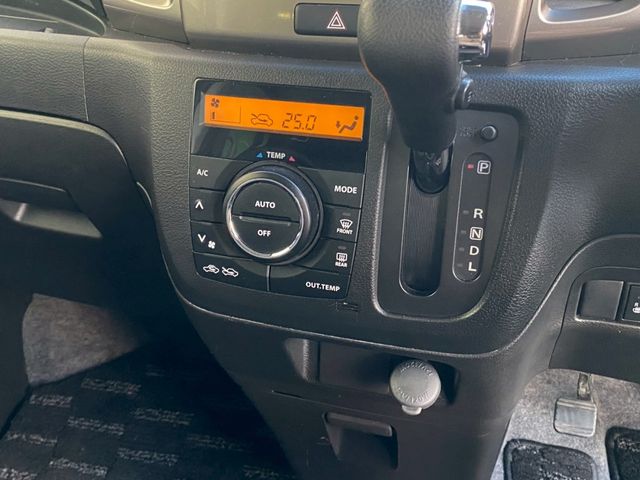 SUZUKI SPACIA CUSTOM Z 2017 Image 31