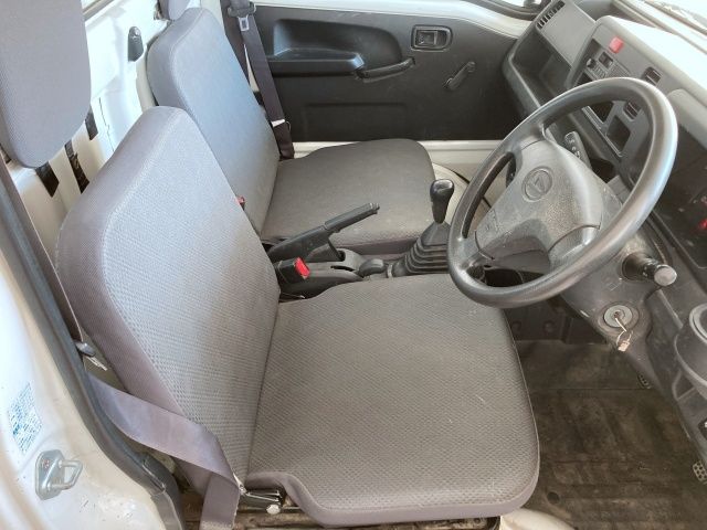 DAIHATSU HIJET TRUCK 4WD 2014 Image 31