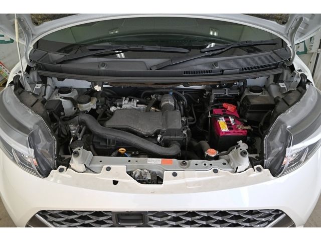 TOYOTA TANK 4WD 2018 Image 31