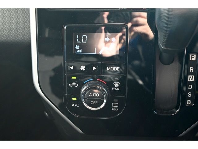 TOYOTA TANK 4WD 2018 Image 31