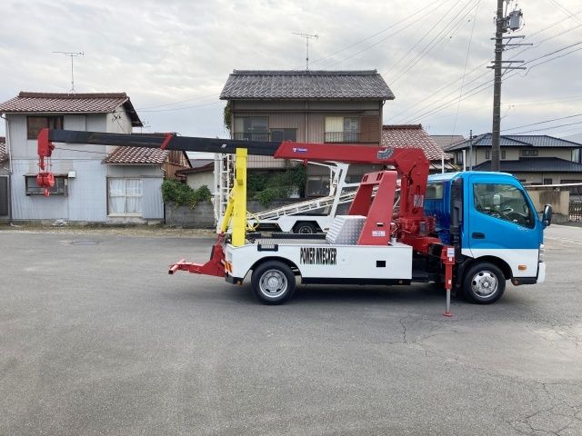 HINO DUTRO 2017 Image 31