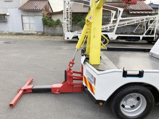 HINO DUTRO 2017 Image 31