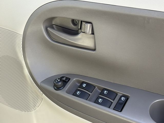 DAIHATSU TANTO 2014 Image 31