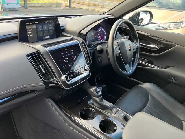 TOYOTA CROWN SEDAN HYBRID 2020 Image 31