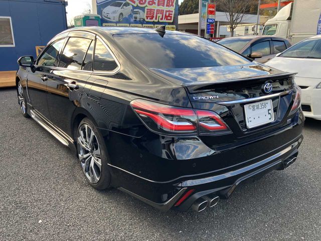 TOYOTA CROWN SEDAN HYBRID 2020 Image 31