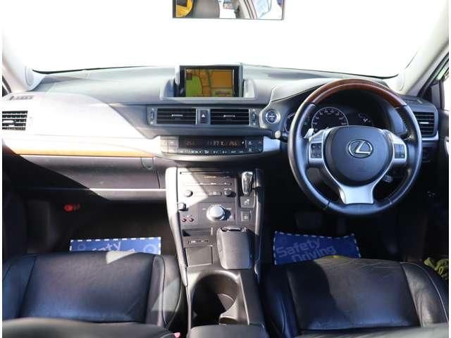 TOYOTA LEXUS CT200H 2011 Image 31