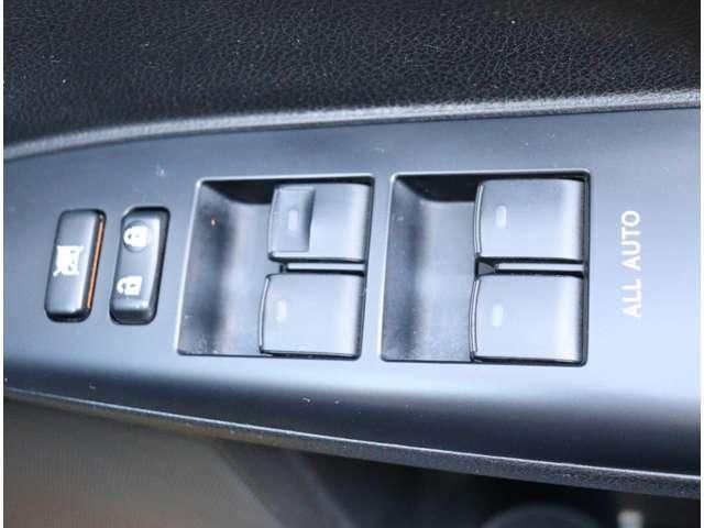 TOYOTA LEXUS CT200H 2011 Image 31