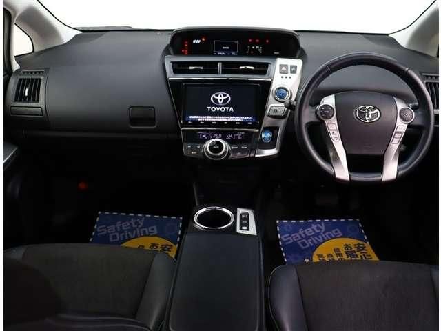 TOYOTA PRIUS ALPHA 2018 Image 31