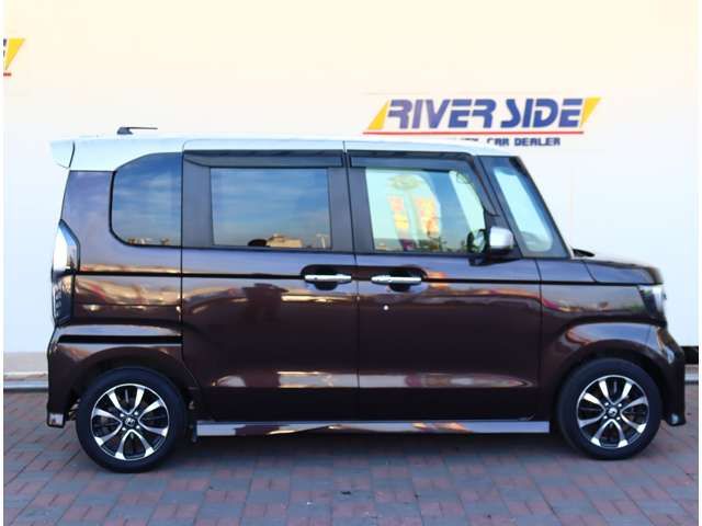 HONDA N BOX CUSTOM 2018 Image 31