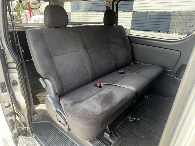 TOYOTA REGIUSACE VAN 2WD 2015 Image 31