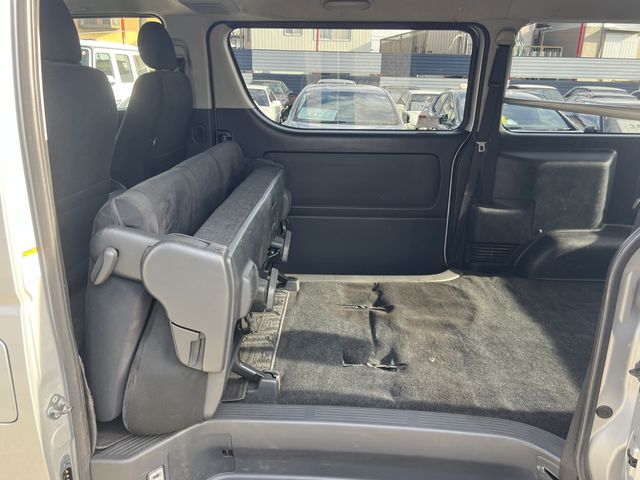 TOYOTA REGIUSACE VAN 2WD 2015 Image 31