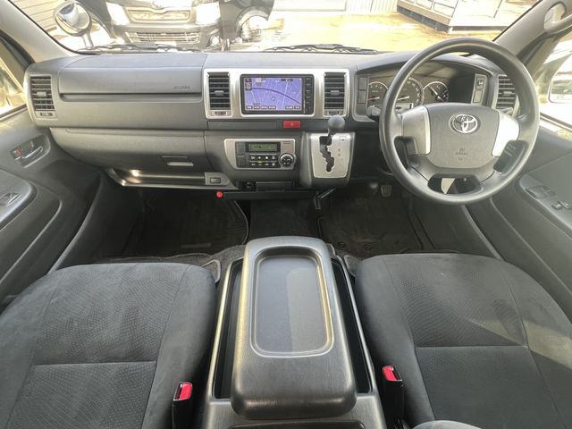 TOYOTA REGIUSACE VAN 2WD 2015 Image 31