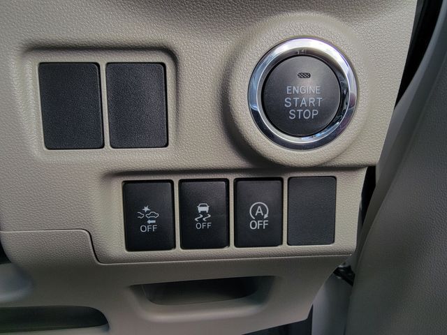 TOYOTA PIXIS JOY 2017 Image 31