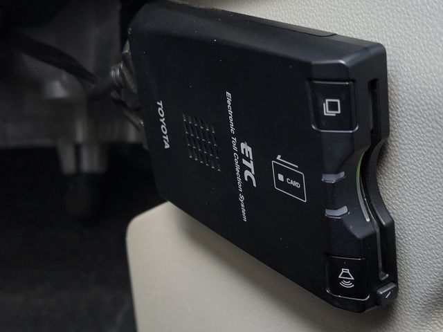 TOYOTA PIXIS JOY 2017 Image 31