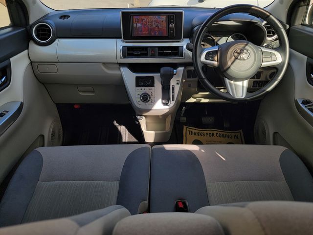 TOYOTA PIXIS JOY 2017 Image 31