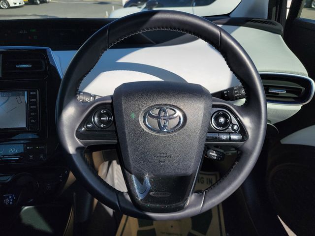 TOYOTA PRIUS 2019 Image 31