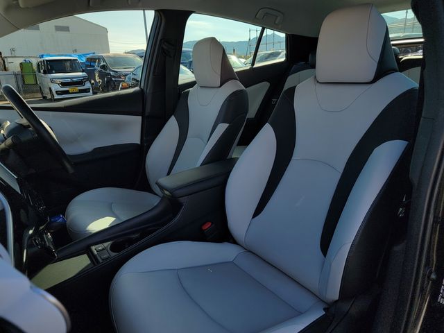 TOYOTA PRIUS 2019 Image 31