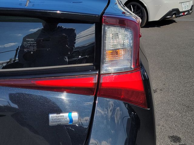 TOYOTA PRIUS 2019 Image 31