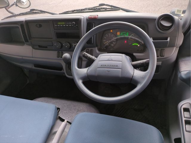 MITSUBISHI CANTER 2013 Image 31