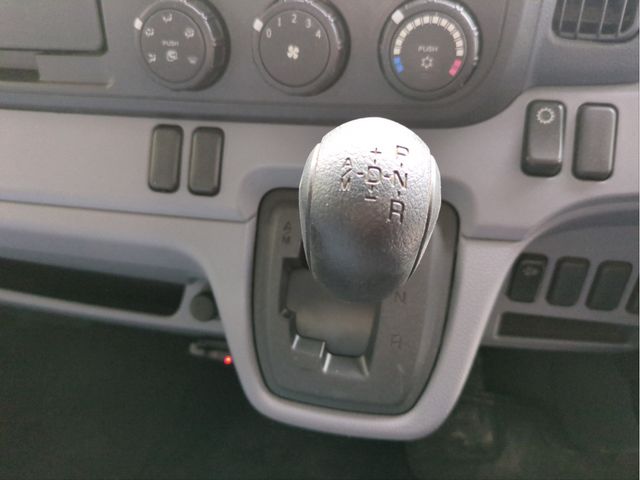 MITSUBISHI CANTER 2013 Image 31