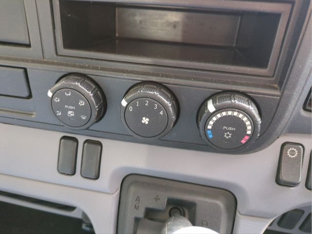 MITSUBISHI CANTER 2013 Image 31