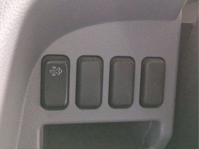 MITSUBISHI CANTER 2013 Image 31