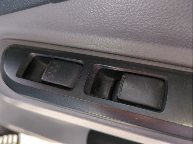 MITSUBISHI CANTER 2013 Image 31