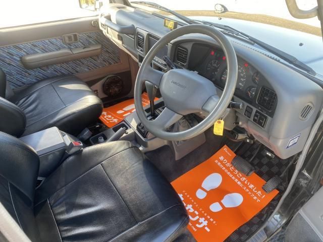 TOYOTA LANDCRUISER PRADO 1994 Image 31