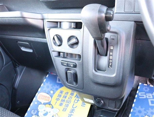 DAIHATSU HIJET CARGO 2019 Image 31