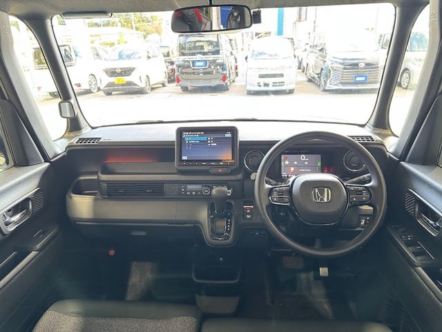 HONDA N BOX CUSTOM 2023 Image 31