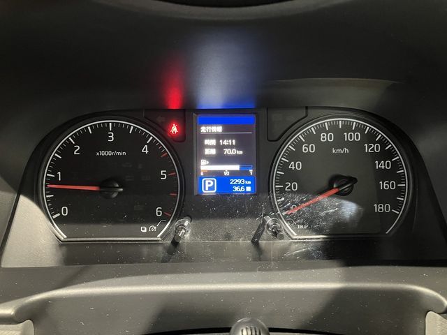 NISSAN NV350 CARAVAN 4WD 2016 Image 31