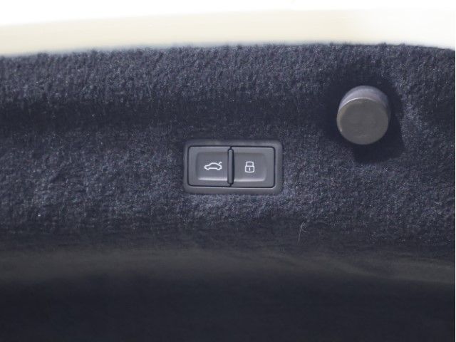 BENTLEY COUPE 2022 Image 31