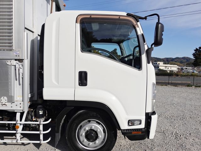 ISUZU FORWARD 2013 Image 31