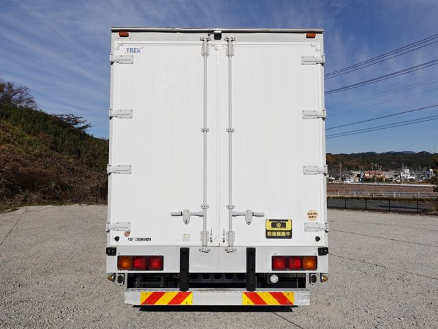 ISUZU FORWARD 2013 Image 31