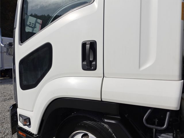 ISUZU FORWARD 2015 Image 31