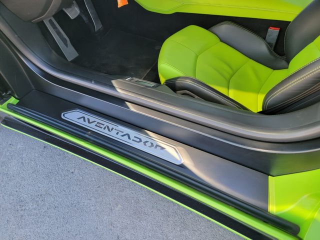 LAMBORGHINI AVENTADO 2014 Image 31